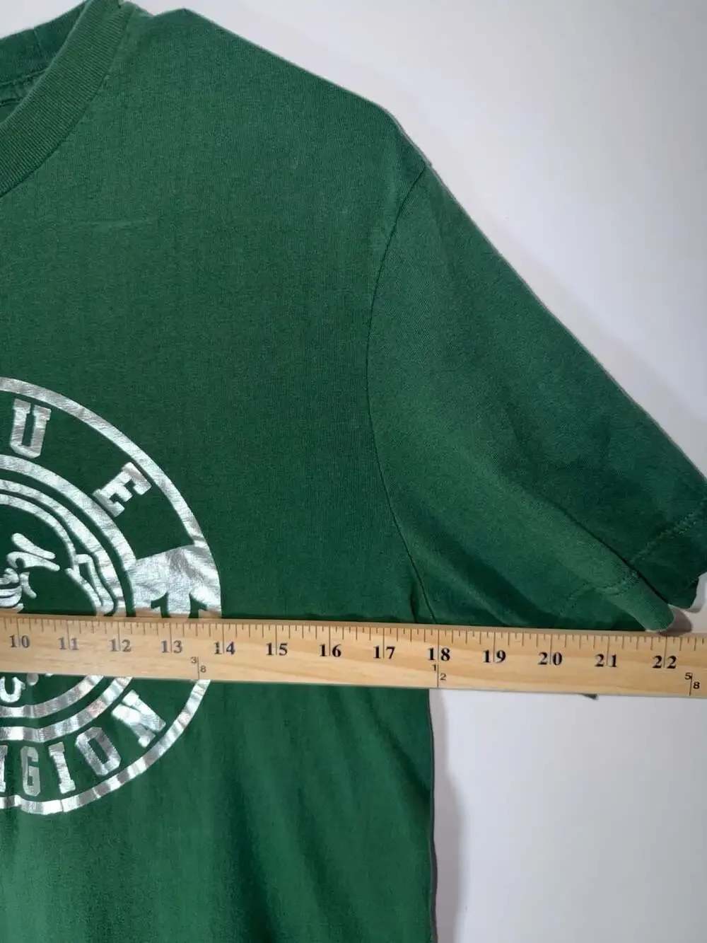 True Religion Buddha Face Graphic Tee Green & Silver Mens Size S